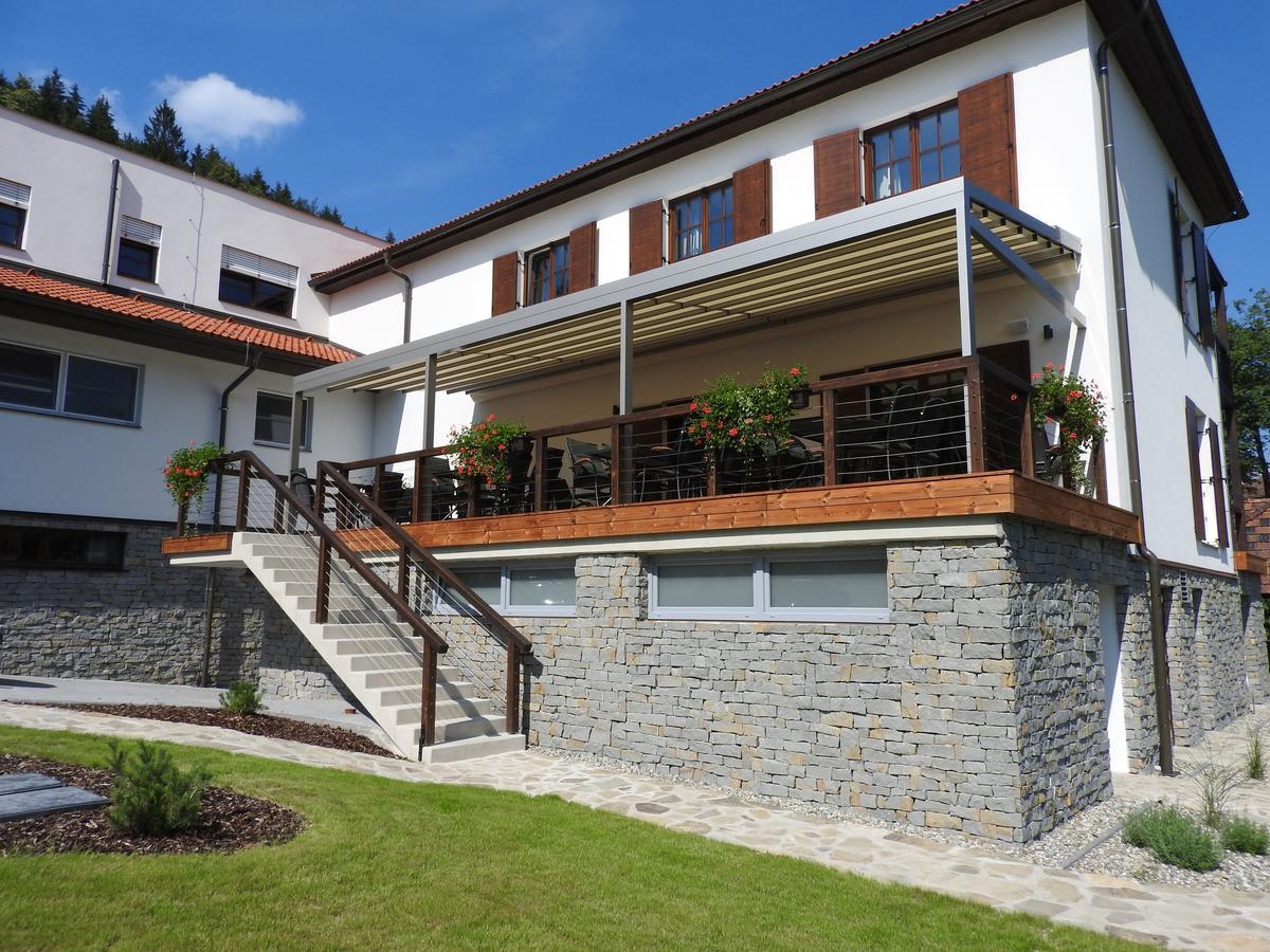 A Restaurace U Vychopnu Vsetin