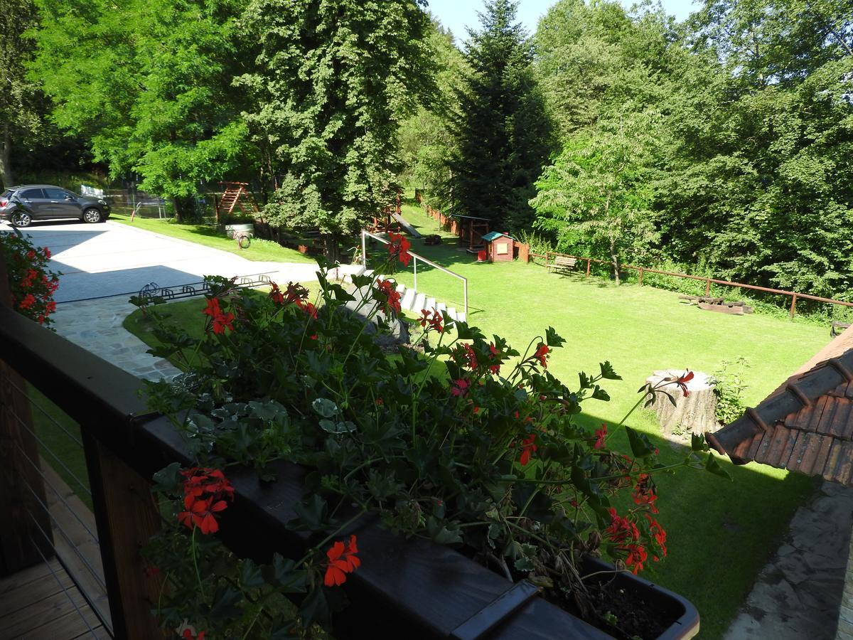 Hotel A Restaurace U Vychopnu Vsetin